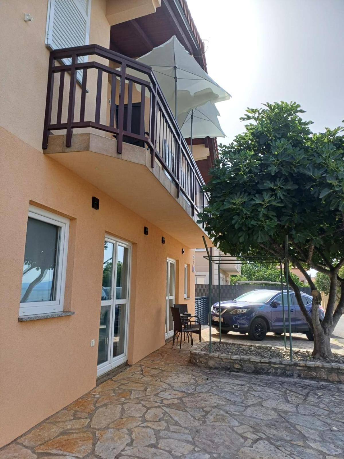 Ambiente Apartment Jasenice  Exterior photo